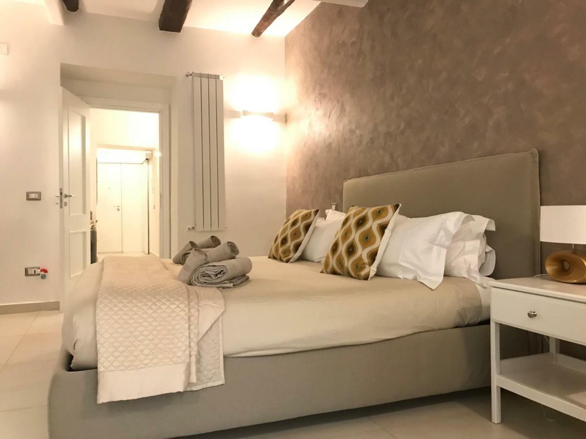 Napoli Plebiscito Apartment Eksteriør bilde