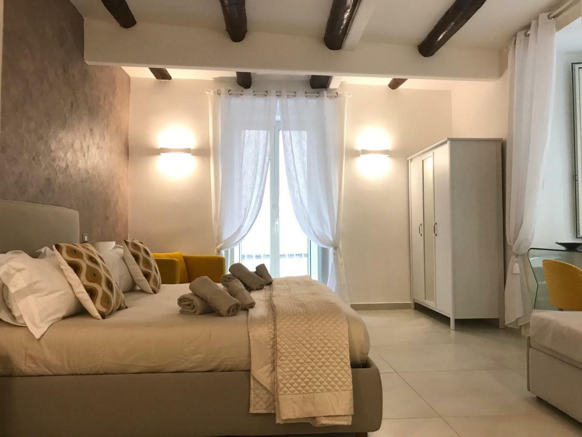 Napoli Plebiscito Apartment Eksteriør bilde